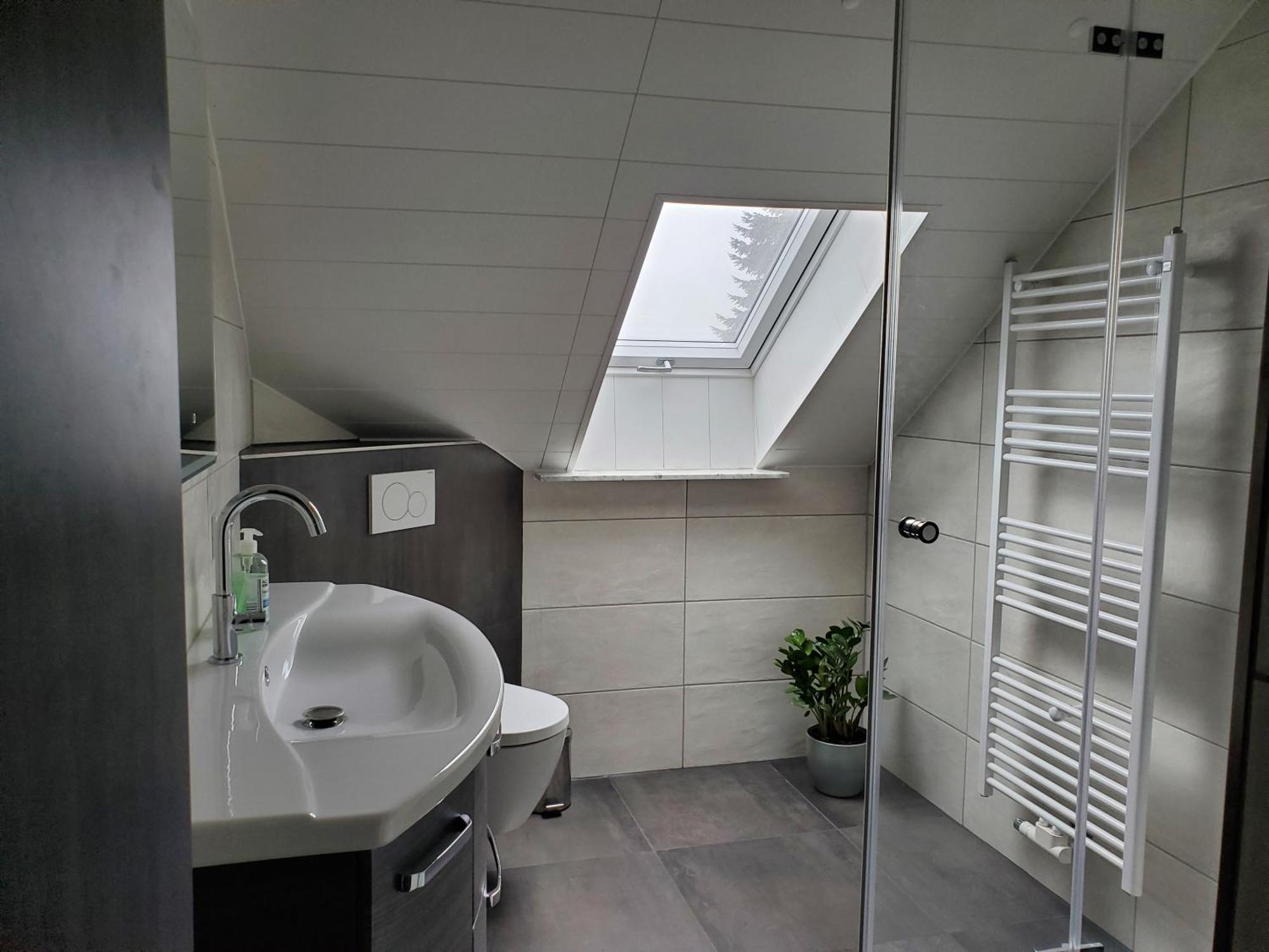 100 Qm Dg Wohnung 《Kehr Wieder》Bexbach Saarland Bagian luar foto